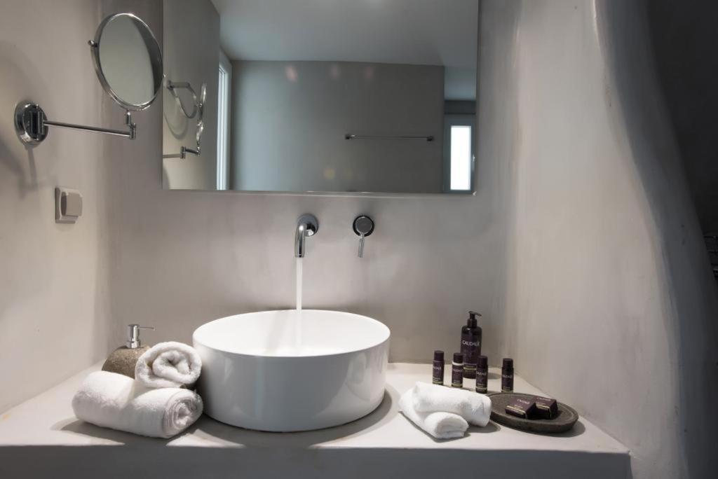 Jonaz Rooms & Suites Mykonos Town Екстер'єр фото